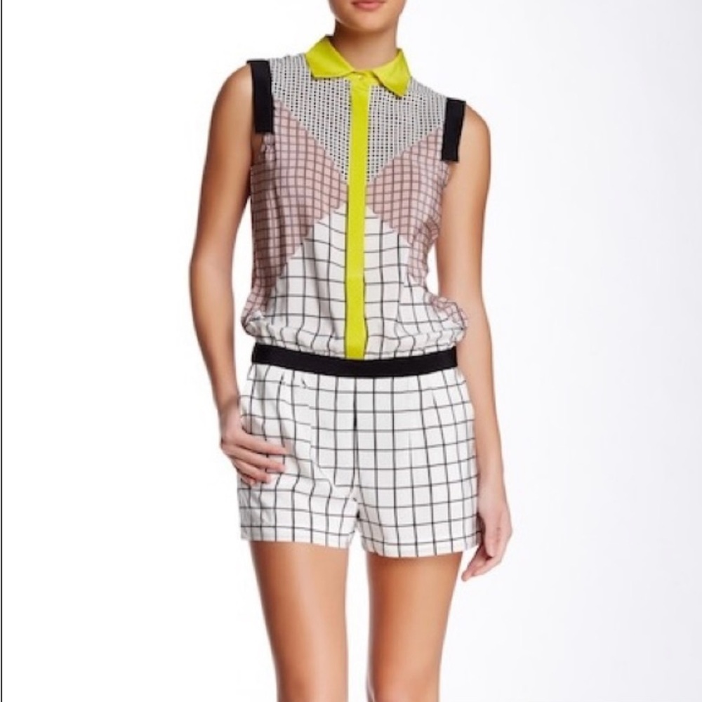 Trina Turk Size 8 Pure Silk Clover Geometric Grid Button front Romper